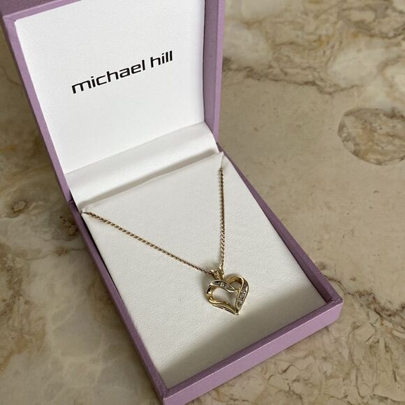 10K Yellow Gold & Diamonds Heart Pendant & 18” 10K Yellow Gold Fancy Cut Chain - Picture 9 of 11